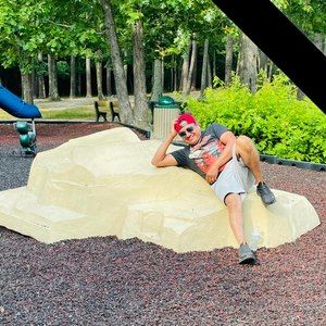 Meet your Posher, Esteban